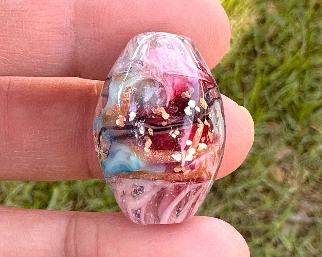 multicolor focal bead