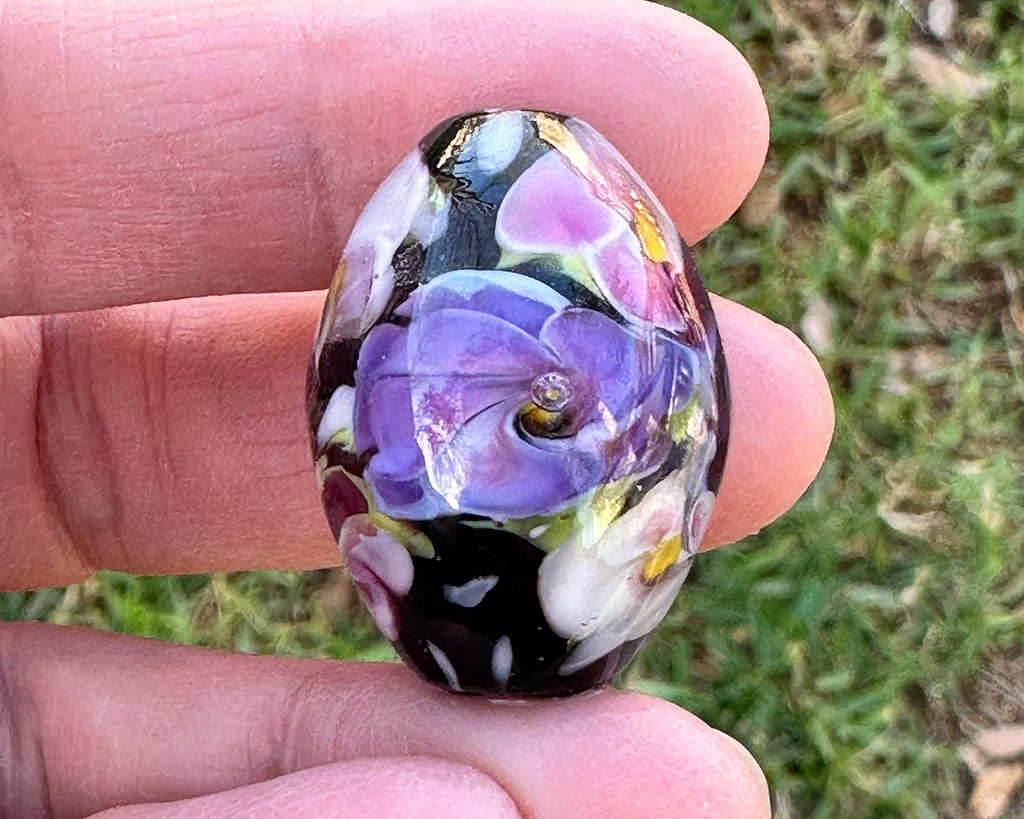 floral lampwork bead