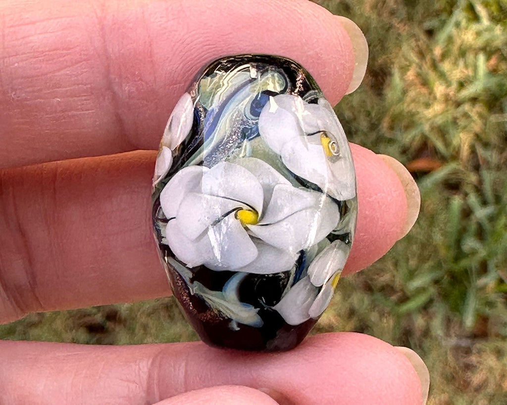 floral lampwork bead